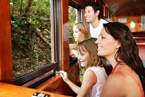 Kuranda Tour Deluxe Course With Kuranda 3 Zoos Or Free Course - Pubs Perth 1
