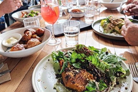 Private Custom Byron Bay Day Out - Pubs Perth 2
