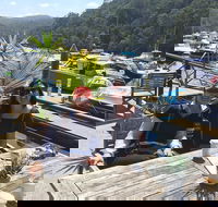 Small-Group Sydney's Northern Beaches and Ku-ring-gai National Park Bus Tour - Pubs Perth