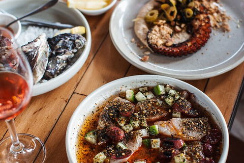 Full-Day Tour To Byron Bay Best Food And Drink Spots - Pubs Perth 2