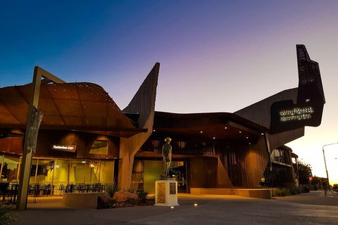 8-Day Outback Experience From Queensland - Pubs Perth 4