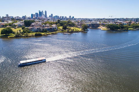 Swan Valley Gourmet Wine Cruise From Perth - Pubs Perth 5