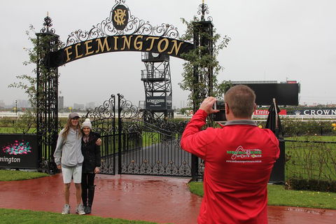 Half-Day Sports Lovers Bus Tour Of Melbourne With Tour Options - Pubs Perth 0