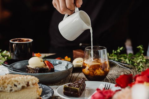 Adelaide Hills Food, Wine, Cheese, & Chocolate - Private Day Tour - Pubs Perth 5