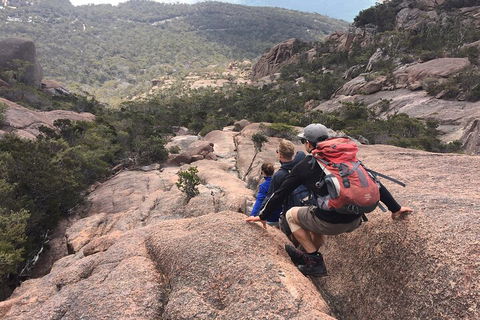 2-Day Tas East Coast Escape Tour Including Bay Of Fires, Wineglass Bay & Devils - Pubs Perth 2
