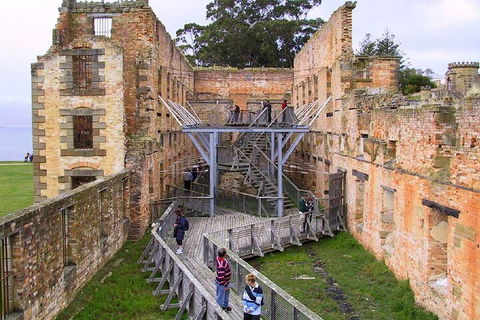 Port Arthur Tour From Hobart - Pubs Perth 4