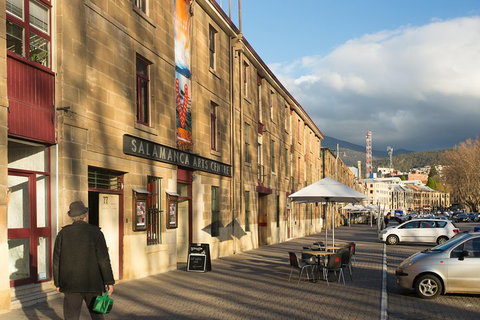 Hobart City Sightseeing Tour Including MONA Admission - Pubs Perth 5