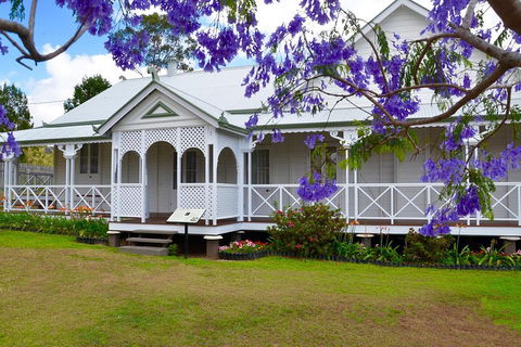 Private Tour To Paronella Park, Historic Village Herberton And Wild Life Wallaby - Pubs Perth 5