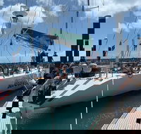 2-Night Whitsundays Sailing Cruise incl. Whitehaven Beach  Great Barrier Reef - Pubs Perth