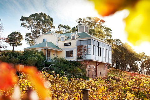 Adelaide Hills Regional / Hahndorf German Village Tour - Pubs Perth 3