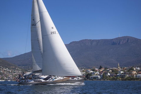 Half-Day Sailing On The Derwent River From Hobart - Pubs Perth 0