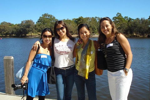 1/2 Day Swan Valley Wine Cheese & Chocolate Tour Inc Afternoon Cruise To Perth - Pubs Perth 2