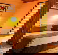 3 Day 4WD Dragonfly Dreaming Accommodated Top End Safari - Pubs Perth