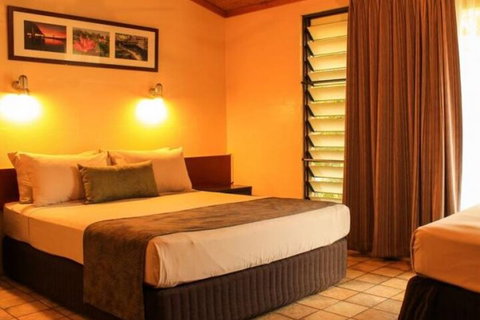 3 Day 4WD Dragonfly Dreaming Accommodated Top End Safari - Pubs Perth 0