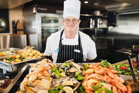 Dinner Buffet Cruise On The Gold Coast - Pubs Perth 4