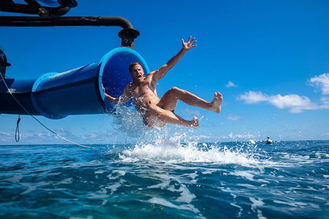 Outer Reef Pontoon Experience From Cairns - Pubs Perth 2