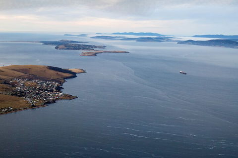 Hobart City Flight Including Mt Wellington And Derwent River - Pubs Perth 1
