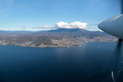 Hobart City Flight Including Mt Wellington And Derwent River - Pubs Perth 2