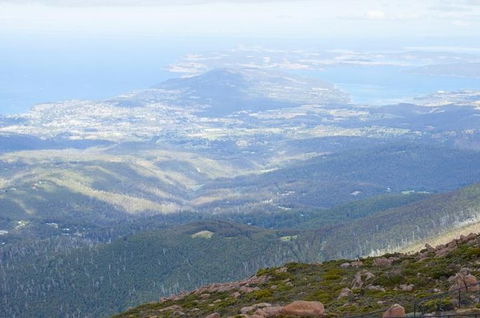 Hobart City Flight Including Mt Wellington And Derwent River - Pubs Perth 4