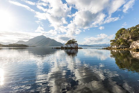 Southwest Tasmania Wilderness Experience: Fly Cruise And Walk Including Lunch - Pubs Perth 5