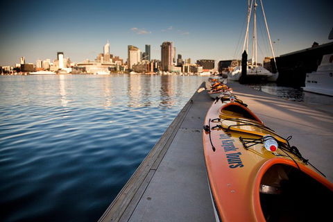 Melbourne Sunset Kayaking Experience With Dinner - Pubs Perth 0