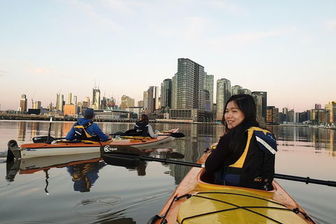Melbourne Sunset Kayaking Experience With Dinner - Pubs Perth 1