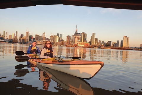 Melbourne Sunset Kayaking Experience With Dinner - Pubs Perth 3