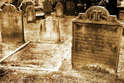 Southport Cemetery Paranormal Activity Tour QUEENSLAND - Pubs Perth 0