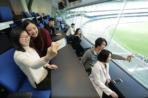 Sports Tour Of Melbourne With MCG Tour - Pubs Perth 3