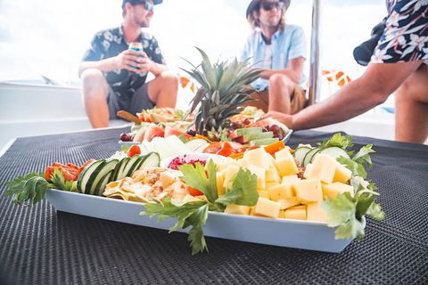 2-Night Whitsundays Sailing Adventure: Whitsunday Getaway - Pubs Perth 0