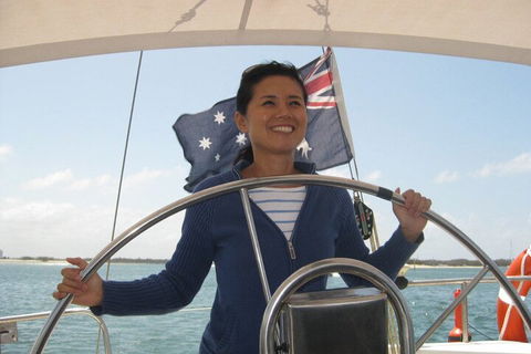 Gold Coast Sunset Cruise With Sparkling Wine & Nibbles Platter - Pubs Perth 1