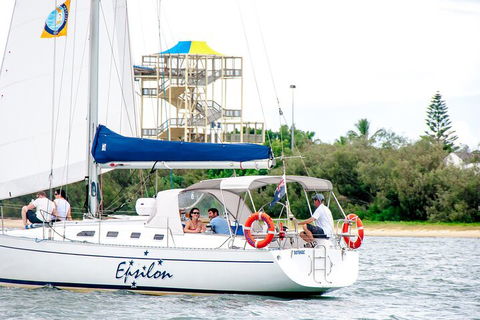 Gold Coast Sunset Cruise With Sparkling Wine & Nibbles Platter - Pubs Perth 3