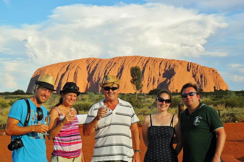 Ayers Rock Day Trip From Alice Springs Including Uluru, Kata Tjuta And Sunset BBQ Dinner - Pubs Perth 0