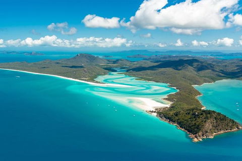 Whitsunday Bullet Day Trip - Whitehaven Beach And Snorkelling - Pubs Perth 1