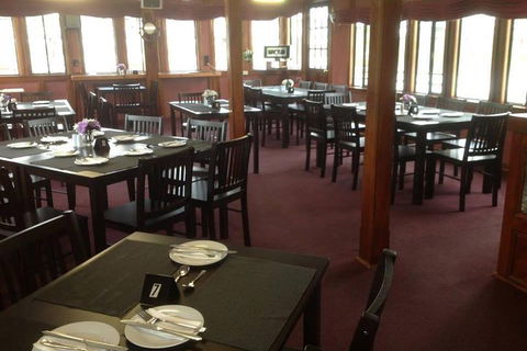 Adelaide Hills Tour With River Murray 3 Hour Lunch Cruise - Pubs Perth 0