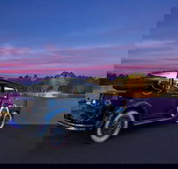 Blue Mountains Vintage Cadillac Tour with Local Guide - Pubs Perth