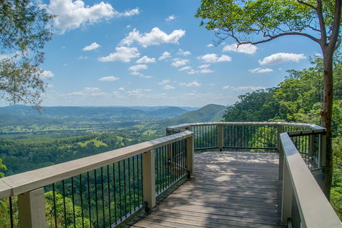 Full-Day Guided Hinterland Adventure Tour In Queensland - Pubs Perth 2
