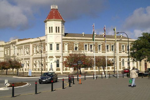 Amazing Adelaide Self-Guided Audio Tour - Pubs Perth 3