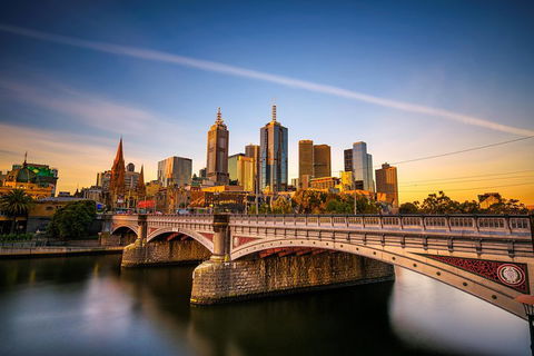Private Tour Guide Melbourne With A Local: Kickstart Your Trip, Personalized - Pubs Perth 1
