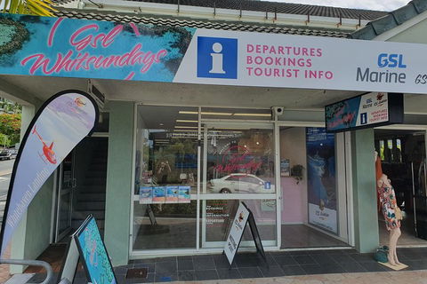 Reef And Island Scenic Flight From Airlie Beach - Pubs Perth 2