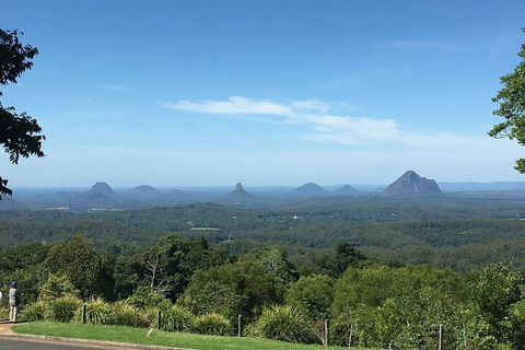 Sunshine Coast Signature High Tea And Wine Experience (Min 6 Adults) - Pubs Perth 1