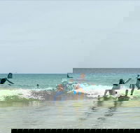 Private Beginners Surf Lessons Noosa World Surf Reserve - Pubs Perth