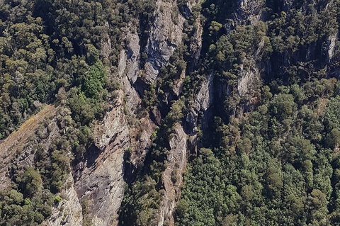 Leven Canyon Day Trip Including Wings Wildlife Park Or Gunns Plains Caves - Pubs Perth 0