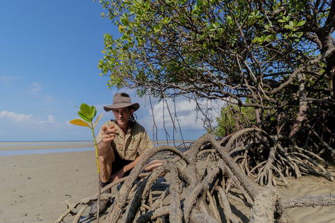 Full Day Cooktown Private Tour - Pubs Perth 2