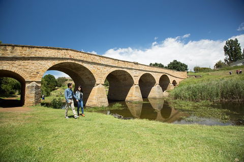 Bonorong Wildlife Park And Richmond Afternoon Tour From Hobart - Pubs Perth 2
