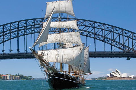 Sydney Harbour Tall Ship Lunch Cruise - Pubs Perth 1