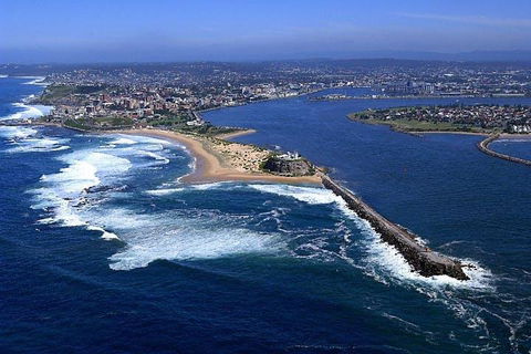 25-30 Minute Newcastle & Macquarie Helicopter Shared Flight - Pubs Perth 1