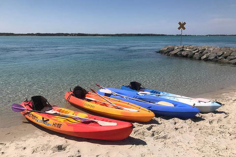 1-Hour Single Or Double Kayak Hire On Golden Beach, Caloundra - Pubs Perth 1